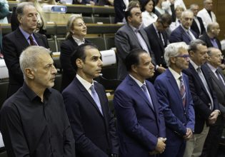 Ο Δήμαρχος Πειραιά στην τελετή ονοματοδοσίας της Μονάδας Μαστού του νοσοκομείου «Μεταξά»