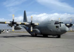 Δένδιας: C-130 στέλνει η Ελλάδα για τον απεγκλωβισμό υπηκόων της Κύπρου από τον Λίβανο