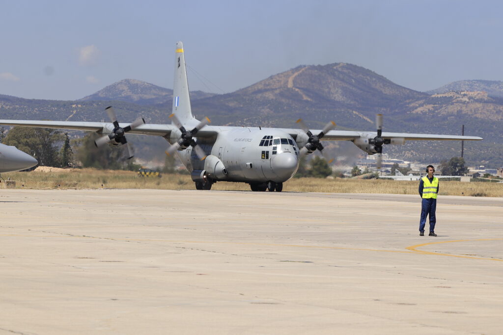 Αναχωρεί C-130 της Πολεμικής Αεροπορίας για επαναπατρισμό Ελλήνων και Κυπρίων από τη Βηρυτό