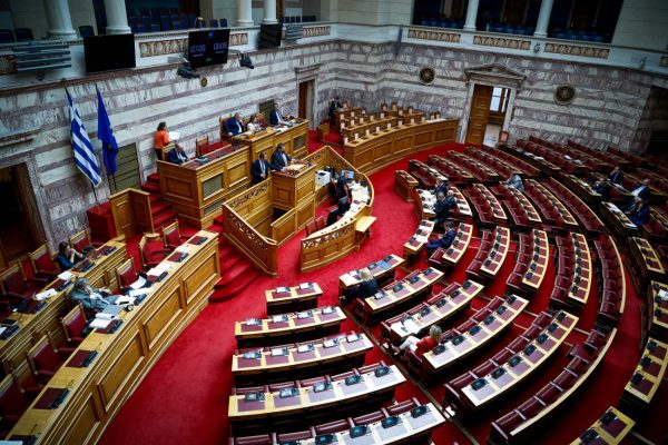 ΣΥΡΙΖΑ: Κατέθεσε αίτημα προς ημερησίας συζήτησης στη Βουλή για θέματα Πολιτικής Προστασίας