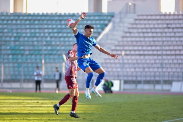 Νίκη Βόλου – ΑΕΛ 3-3: Χωρίς νικητή το θεσσαλικό ντέρμπι (vid)