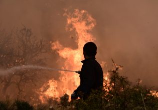 Φωτιά στην Κορινθία: Εφιάλτης δίχως τέλος – Μάχη με τις διάσπαρτες εστίες