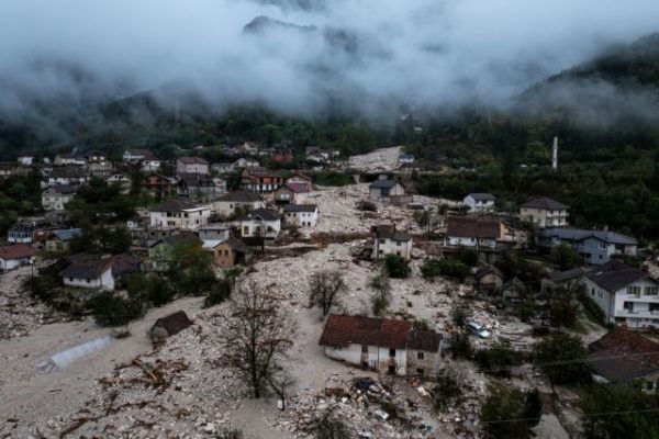 Βοσνία-Ερζεγοβίνη: Στους 22 οι νεκροί από τις πλημμύρες και τις κατολισθήσεις