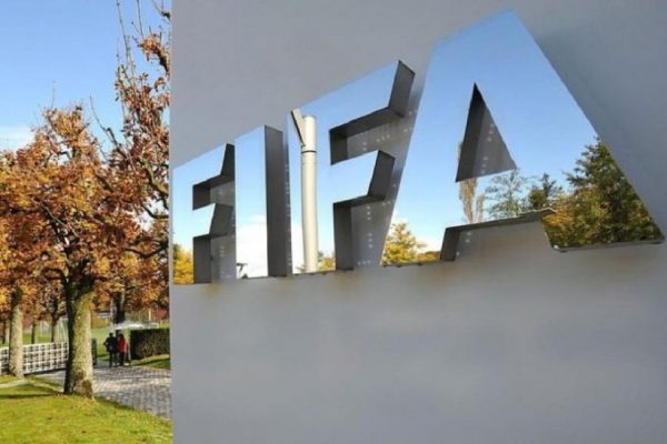 Η απάντηση της FIFA στις καταγγελίες για το βεβαρημένο πρόγραμμα