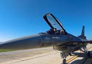 28η Οκτωβρίου: Συγκίνησε ο πιλότος του F-16 από την παρέλαση στη Θεσσαλονίκη – Το μήνυμά του