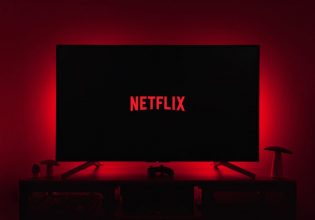 Netflix: Τριπλασιάστηκαν οι ακυρώσεις συνδρομών – H κίνηση του προέδρου που έφερε το cancel