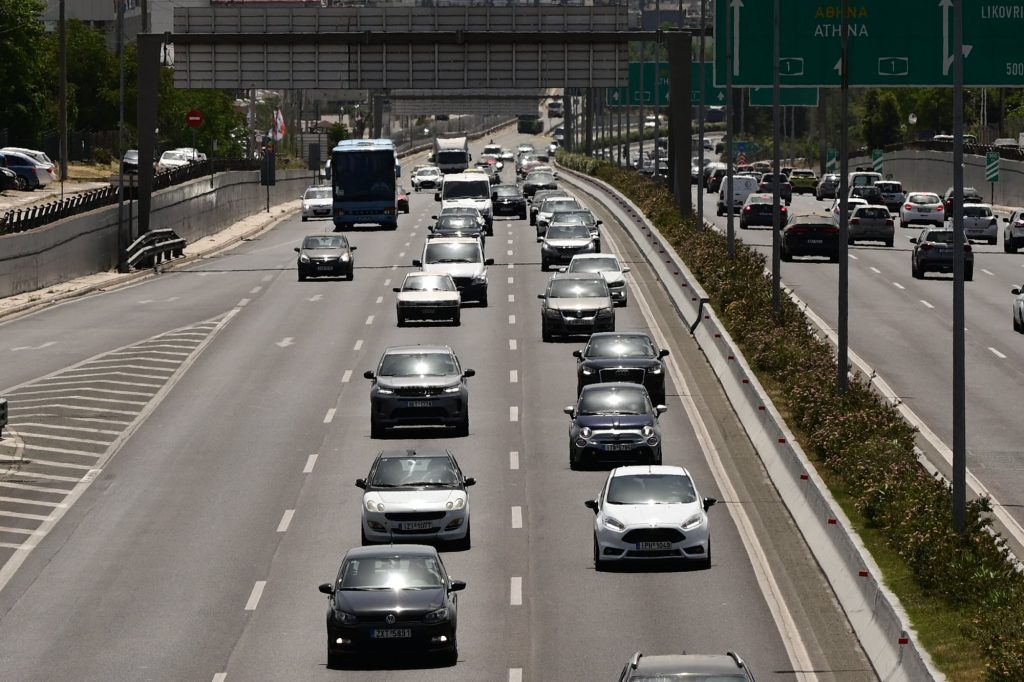 Ποιοι ιδιοκτήτες οχημάτων κινδυνεύουν με πρόστιμα έως 1.000 ευρώ