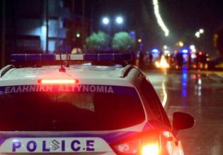 Θεσσαλονίκη: Χειροπέδες σε15χρονο και 18χρονο – Έκρυβαν μετανάστες σε πορτ μπαγκάζ