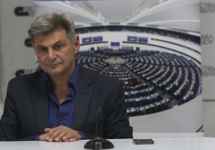 Ο Νικόλας Φαραντούρης ανακοίνωσε υποψηφιότητα για την προεδρία του ΣΥΡΙΖΑ