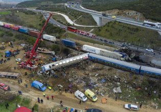 Βουλή: Προανακριτική για το μπάζωμα στα Τέμπη ετοιμάζει ο ΣΥΡΙΖΑ- Στο «κάδρο», Τριαντόπουλος, Παπαθανάσης και Τσακίρης