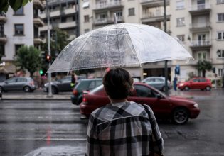 Καιρός: Μικρή πτώση της θερμοκρασίας την Κυριακή – Τοπικές βροχές και καταιγίδες