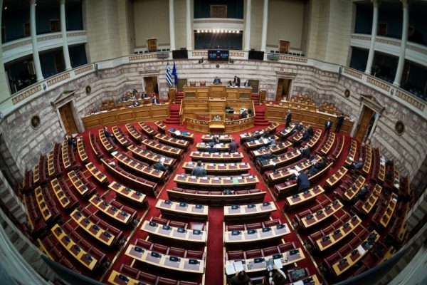 «Όχι» της Διάσκεψης των προέδρων της Βουλής σε Σωτηρόπουλο για τον Συνήγορο του Πολίτη