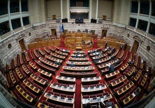 17 βουλευτές του ΣΥΡΙΖΑ κατέθεσαν ερώτηση προς τον υπουργό Εξωτερικών για τις δηλώσεις Σαμαρά από την Κύπρο