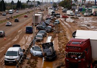 Λέκκας: Τι θα συνέβαινε στην Αθήνα αν έριχνε τις ίδιες ποσότητες βροχής με αυτές που έπεσαν στη Βαλένθια