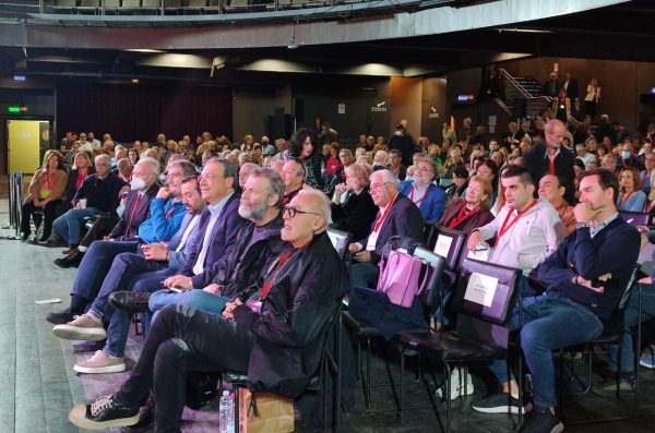 Φάμελλος: Η κατάμεστη αίθουσα στο συνέδριο η καλύτερη απάντηση στο σχέδιο συρρίκνωσης του ΣΥΡΙΖΑ