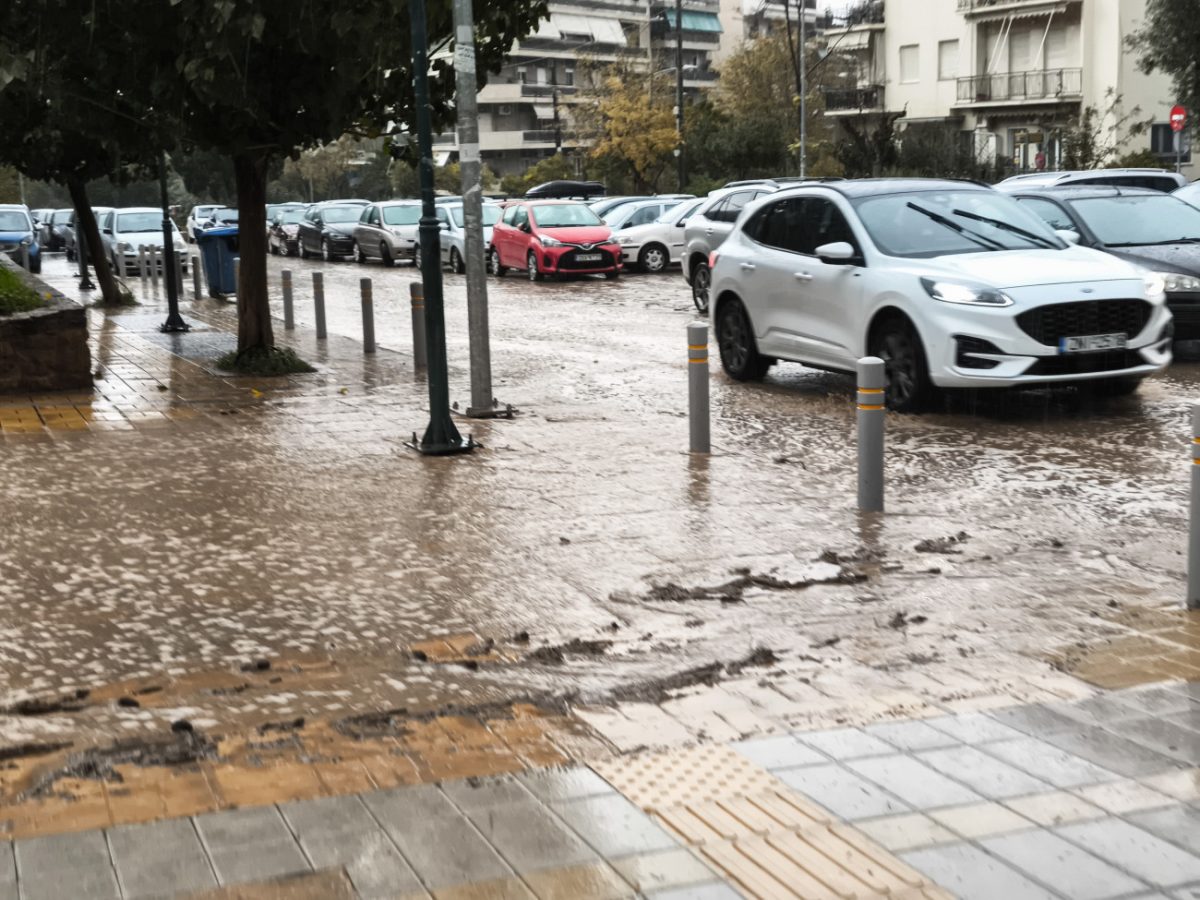 Κακοκαιρία Alexandros: Ισχυρές βροχές και καταιγίδες τις επόμενες ώρες – Οι περιοχές που θα επηρεάσει το νέο κύμα