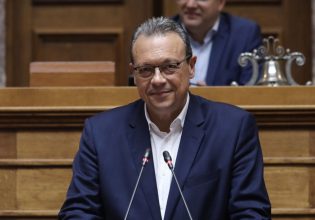 Φάμελλος: Αναφορά στη Βουλή για την «αναγκαιότητα λειτουργίας της ΜΕΘ Παίδων στο νοσοκομείο Αλεξανδρούπολης»