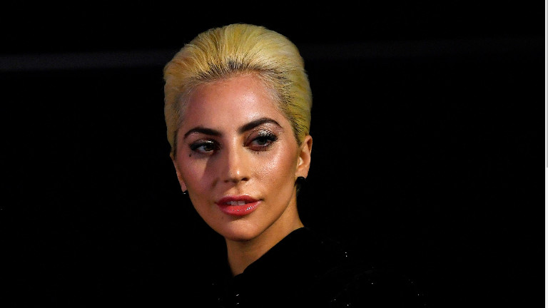 Lady Gaga: H «δύσκολη» σχέση της σταρ με τον πατέρα της λόγω της υποστήριξής του στον Ντόναλντ Τραμπ