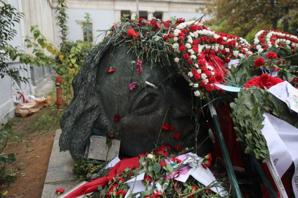 Κατερίνα Σακελλαροπούλου για Πολυτεχνείο: «Το πιο πολύτιμο αγαθό, η δημοκρατία»