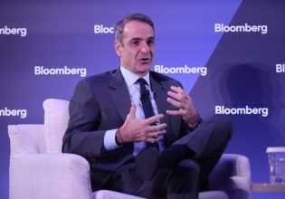 Μητσοτάκης σε Bloomberg: Η πλειοψηφία μας είναι σταθερή – Eκλογές το 2027