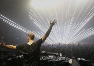 PHOTON: Το underground techno του Ben Klock έρχεται στην Αθήνα