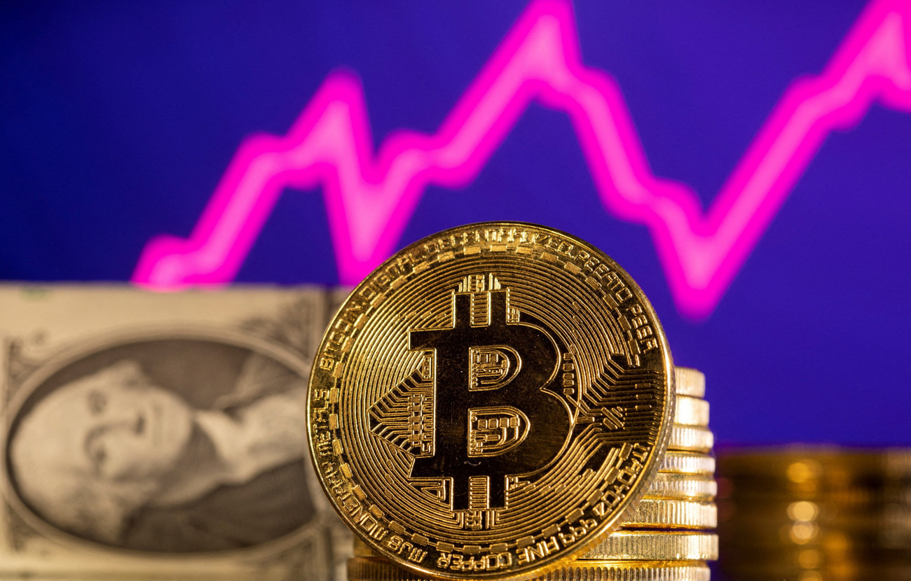 ΗΠΑ: Το Bitcoin για πρώτη φορά πάνω από τα 95.000 δολάρια λόγω του «φαινομένου Τραμπ»