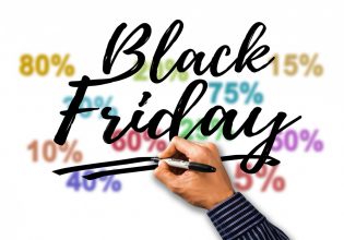 Black Friday: Οι καταναλωτικές συνήθειες των Ελλήνων κατά τη διάρκεια της «Μαύρης Παρασκευής»