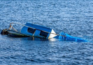 Μετανάστες: Τουλάχιστον 25 νεκροί στις Κομόρες μετά τη σκόπιμη ανατροπή του σκάφους από τους διακινητές