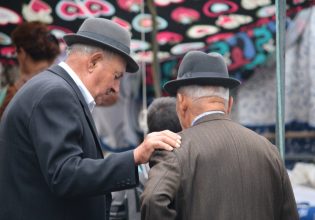 Αυξάνονται τα όρια συνταξιοδότησης λόγω δημογραφικού