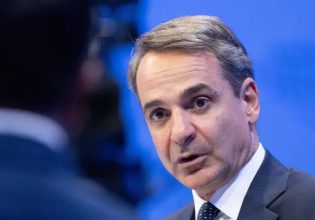 PM Mitsotakis Highlights Balanced Budget in Weekly Social Media Review