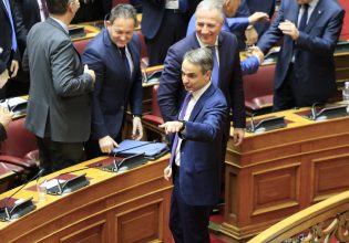 Μητσοτάκης: Προϋπολογισμός με κοινωνικό πρόσημο και θετικές παρεμβάσεις