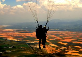 Βραζιλία: Αλεξιπτωτιστής πηδάει από πλαγιά και σκοτώνεται