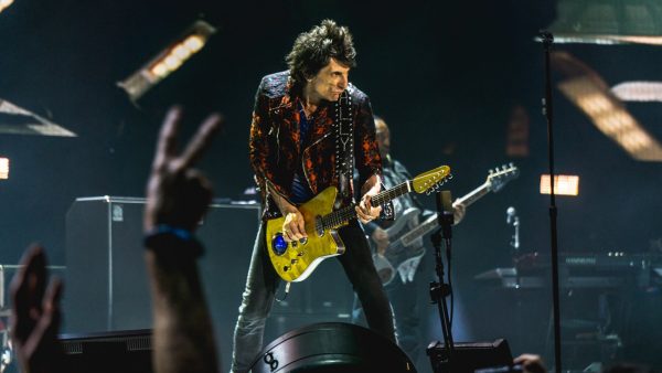 Οι ατελείωτες rock ‘n’ roll ζωές του Ronnie Wood