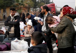 «Μένουμε ή γυρίζουμε;»: Το δίλημμα των Σύρων προσφύγων που βρίσκονται στην ΕΕ