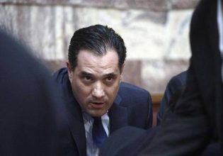 Απάντηση-σοκ στον Γεωργιάδη από μητέρα ασθενούς – «Καλύτερα να βάλω τα πόδια μου σε λίμνη με πιράνχας»