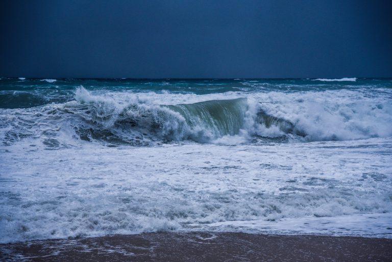 Το πρόγραμμα προστασίας από τσουνάμι επεκτείνεται στη Μεσόγειο