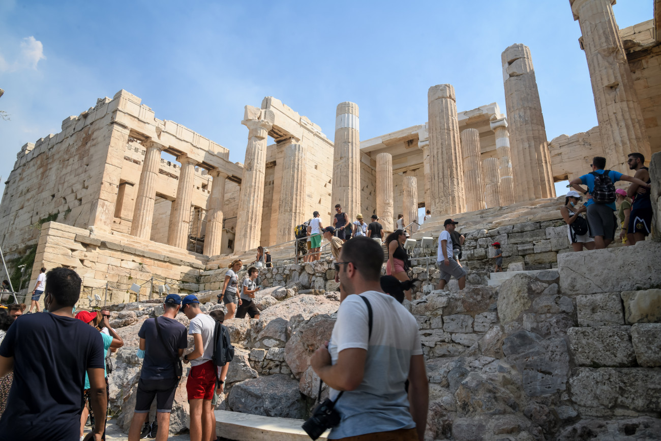 Ο ελληνικός νόμος που κανένας τουρίστας δεν μπορεί να καταλάβει