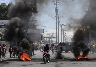 Αϊτή: Νοσοκομείο τίθεται εκτός λειτουργίας μετά την πυρπόλησή του από μέλη συμμοριών