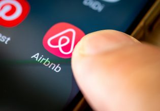 Airbnb: Έρχεται επιπλέον «χαράτσι» 600 ευρώ για τους ιδιοκτήτες