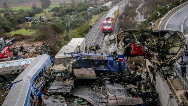 Αποκάλυψη in: Το πόρισμα του ΕΜΠ διαψεύδει την κυβερνητική θεωρία για «αθώα» φονική έκρηξη στα Τέμπη