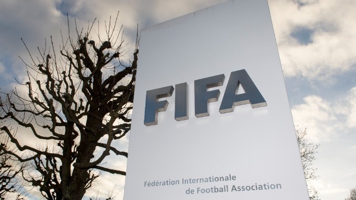 FIFA: O νέος κανονισμός για τη χειμερινή αγορά – Η δίκαιη αιτία, ο ορισμός αποζημίωσης και οι κυρώσεις