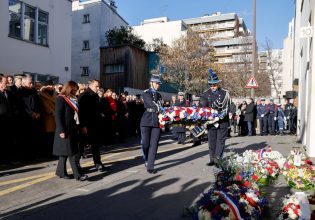 Γαλλία: Τελετές μνήμης για τη «μαύρη» επέτειο της τρομοκρατικής επίθεσης στο Charlie Hebdo