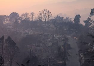 Λεηλασίες και κλοπές στο φλεγόμενο Λος Άντζελες – Στους δρόμους η Εθνοφρουρά