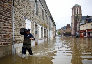 Μεγάλες πλημμύρες στη Βρετάνη, ιστορικό ρεκόρ ζέστης στη Βαλένθια