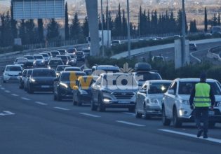 Ουρές στην εθνική οδό έξω από τη Λαμία λόγω έργων και επιστροφής των εκδρομέων