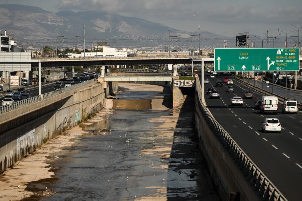 Κηφισός: Πόσο επικίνδυνες είναι οι «λίμνες» που βρέθηκαν; Γιατί οι ειδικοί επιμένουν στη σωστή συντήρηση