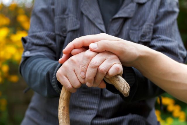 Στήριξη στους ηλικιωμένους της Ρόδου