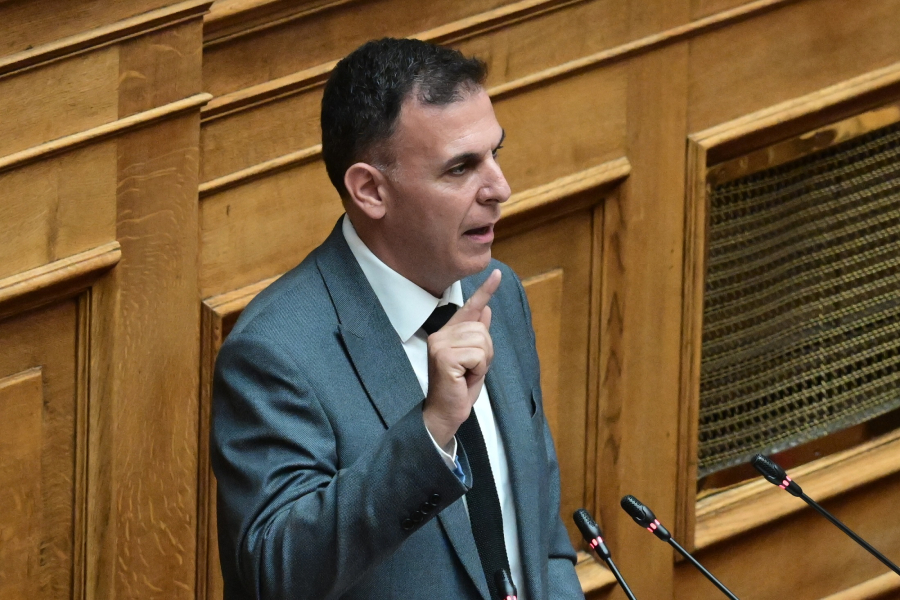 Καραμέρος: Επί Σημίτη το πηδάλιο του ΠΑΣΟΚ στράφηκε προς τα δεξιά και έκτοτε έσπασε