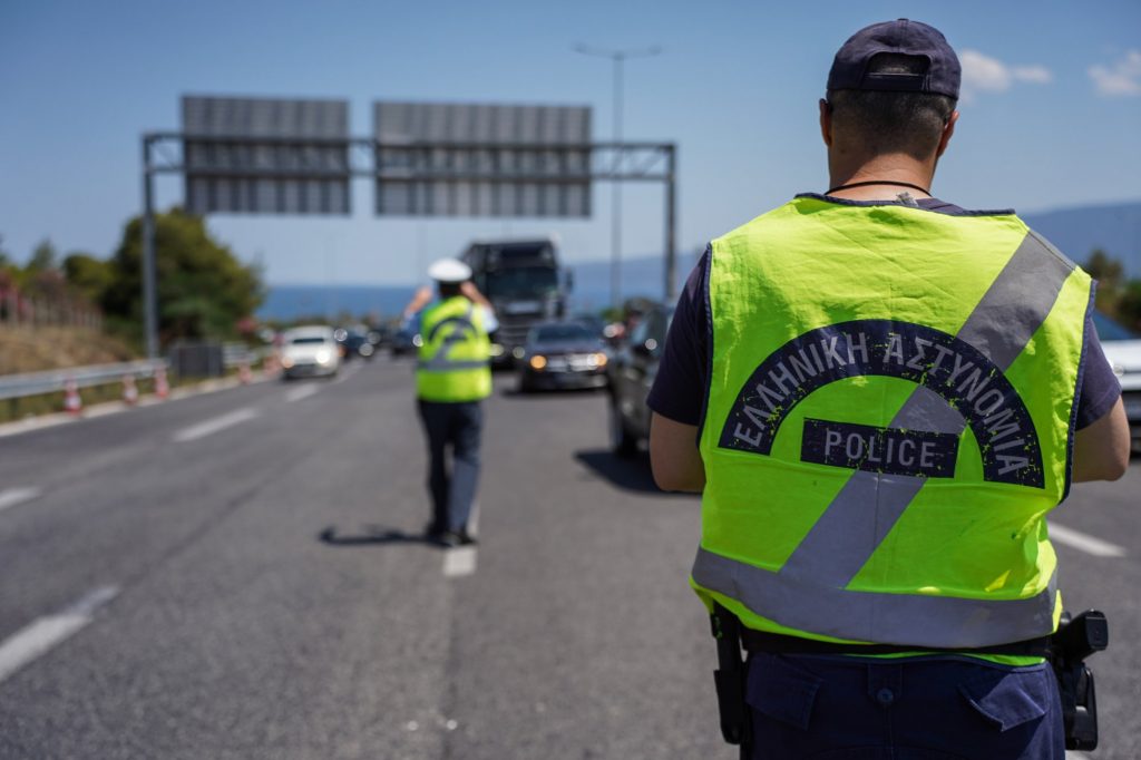 Θεσσαλονίκη: Οδηγός υπό την επήρεια αλκοόλ έκανε ελιγμούς – Του είχε αφαιρεθεί το δίπλωμα για 5 χρόνια