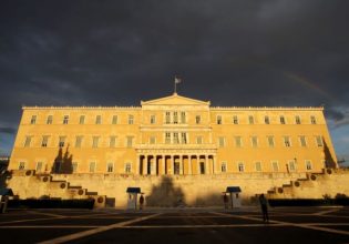 Θα είναι έτος πολιτικών συμβιβασμών το 2025;